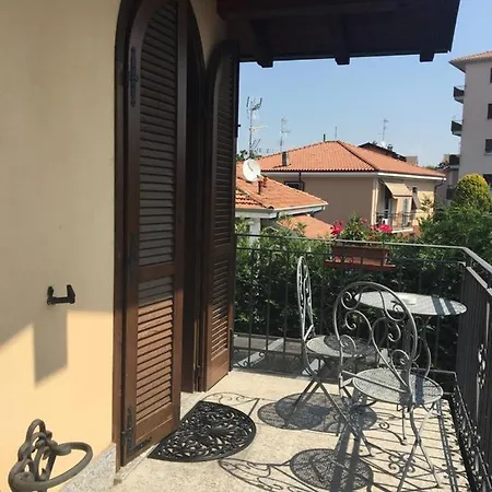 Villa Gemelli Castellanza Esterno foto